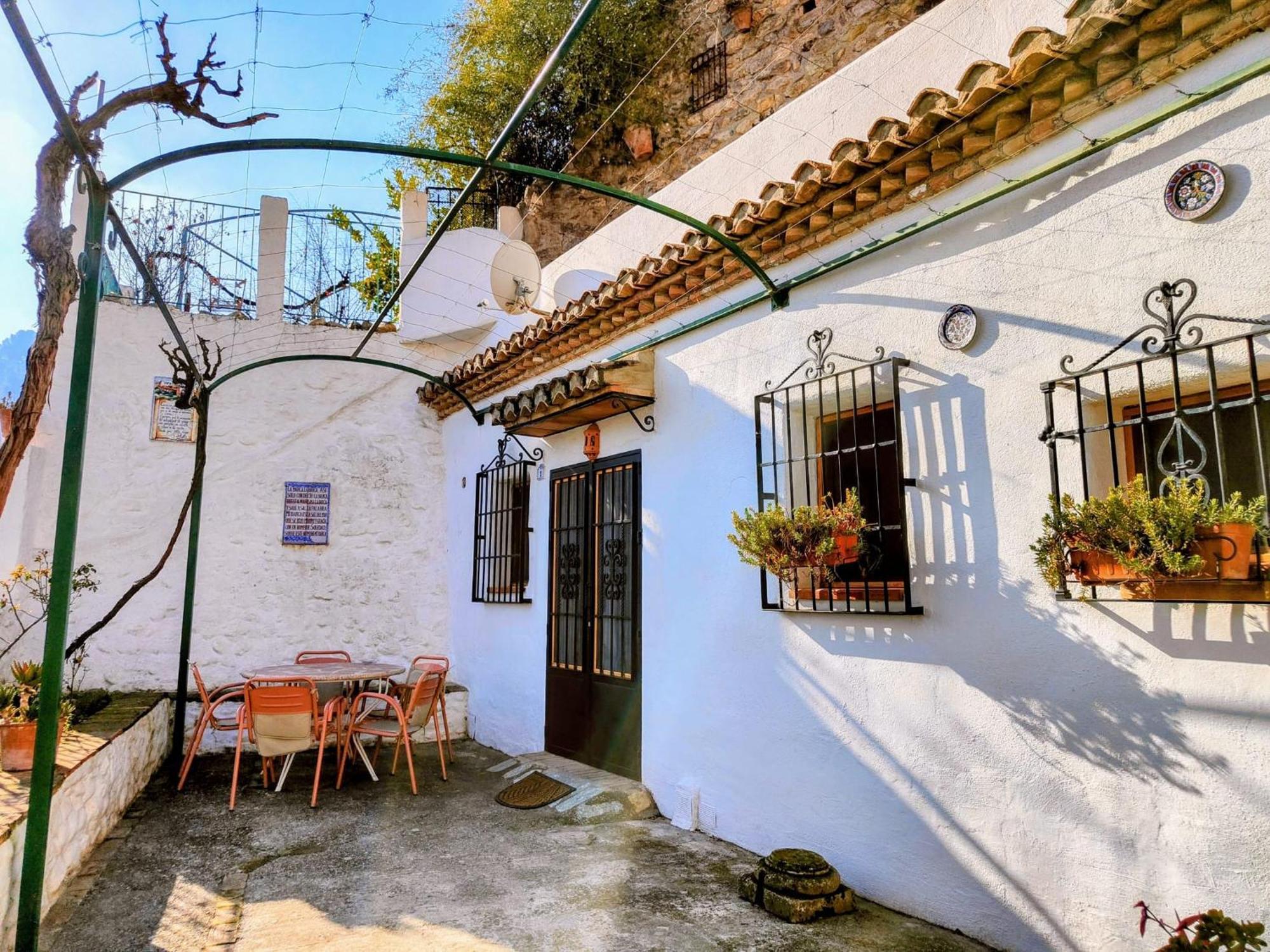 Cuevas El Abanico - Vtar Vivienda Turistica De Alojamiento Rural Villa Granada Dış mekan fotoğraf